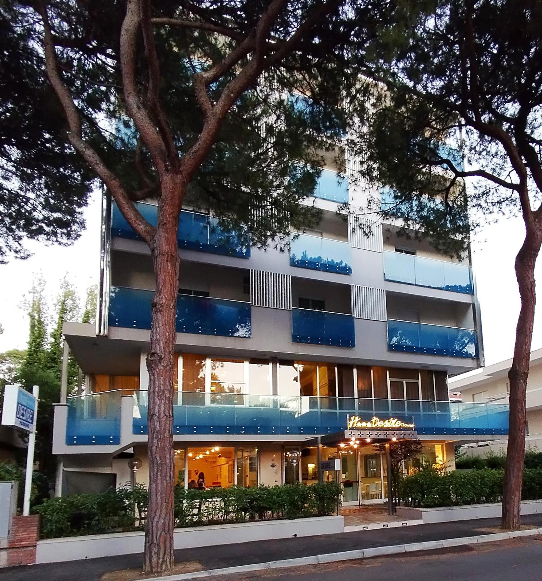 Hotel Desire' Риччоне Экстерьер фото