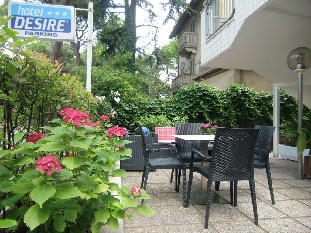 Hotel Desire' Риччоне Экстерьер фото